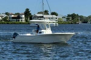 Photo 4013373 for 2014 Sea Fox 249 Avenger  