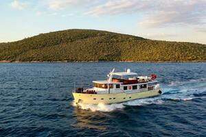 DILNISIN 78ft TAKA Yachts Yacht For Sale