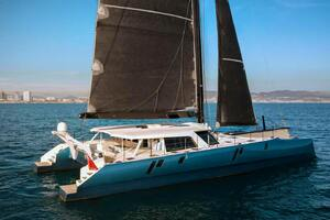 MY CAT 2016 Gunboat G78 Yacht For Sale in Badalona 
