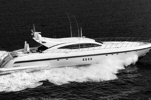 2013 Overmarine Mangusta 108 thumbnail 36