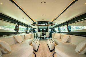 2013 Overmarine Mangusta 108 thumbnail 12