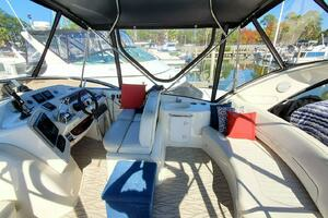 2004 Meridian 411 Sedan Bridge thumbnail 31