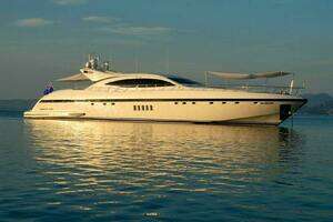 ARES 2005 Overmarine Mangusta 108 Yacht For Sale in Olbia 