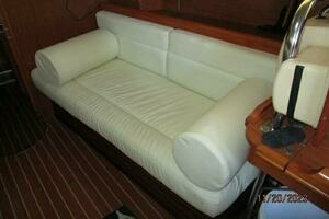 2008 Hunter H41 Deck Salon thumbnail 39