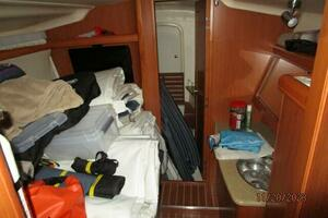 2008 Hunter H41 Deck Salon thumbnail 47