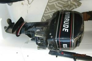 2008 Hunter H41 Deck Salon thumbnail 33