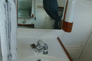 1986 Deerfoot 74 Pilothouse thumbnail 25