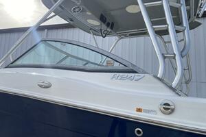 Patriot II 24ft Robalo Yacht For Sale