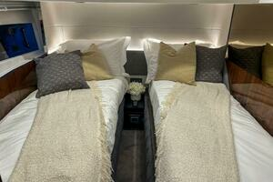2024 Fairline Squadron 68 thumbnail 36