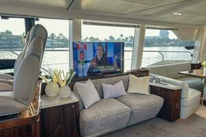 2024 Fairline Squadron 68 thumbnail 18