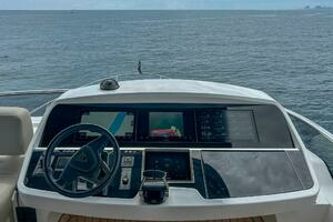 2024 Fairline Squadron 68 thumbnail 40