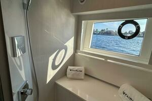 2024 Fairline Squadron 68 thumbnail 29
