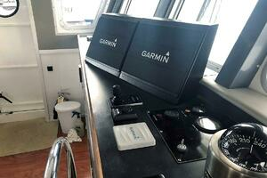2013 Ocean Voyager 95 Expedition thumbnail 20