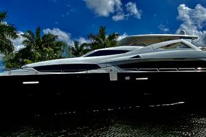 2011 Sunseeker 34M thumbnail 3