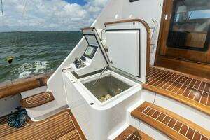 2019 Jarrett Bay 67 thumbnail 15
