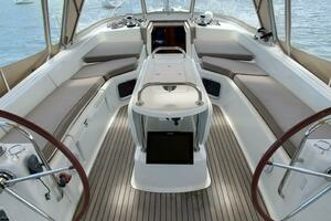 2012 Jeanneau 53 thumbnail 14