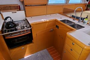 2012 Jeanneau 53 thumbnail 34