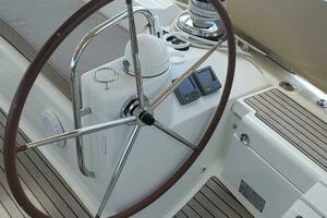 2012 Jeanneau 53 thumbnail 15