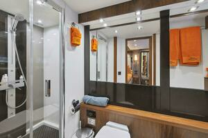 2014 Sunseeker Manhattan 73 thumbnail 30