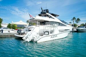 2018 Sunseeker 86 Yacht thumbnail 8