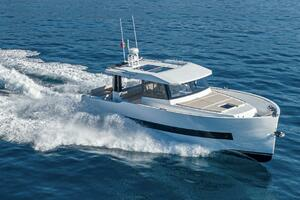 Sundeck Yachts 43ft Sundeck Yachts Yacht For Sale