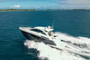 2019 Cruisers Yachts 50 Cantius thumbnail 9