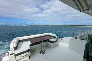 2019 Cruisers Yachts 50 Cantius thumbnail 38
