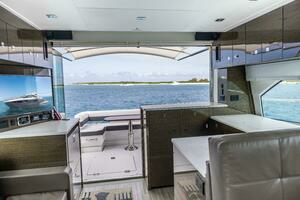 2019 Cruisers Yachts 50 Cantius thumbnail 21