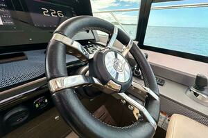 2019 Cruisers Yachts 50 Cantius thumbnail 32