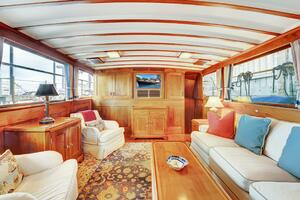 EAGLE 1960 Trumpy Flush Deck Motor Yacht Yacht For Sale in Somerset MA