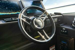 2019 63 Prestige Flybridge - RT Time - Helm