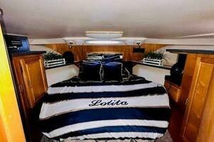 2001 Luhrs Convertible thumbnail 9