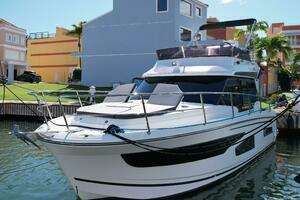 2021 Jeanneau NC 1095 Fly thumbnail 1