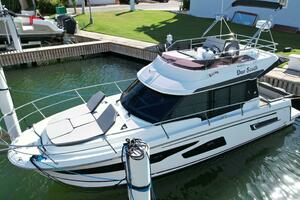 2021 Jeanneau NC 1095 Fly thumbnail 3