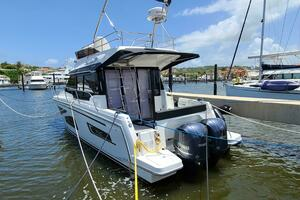 2021 Jeanneau NC 1095 Fly thumbnail 6