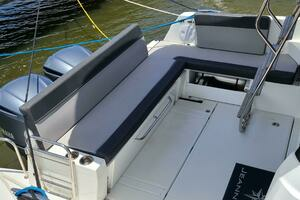 2021 Jeanneau NC 1095 Fly thumbnail 12