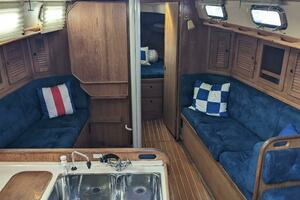 1993 Sabre 38 thumbnail 25