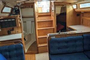 1993 Sabre 38 thumbnail 35