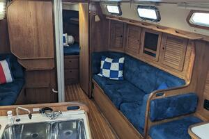 1993 Sabre 38 thumbnail 27
