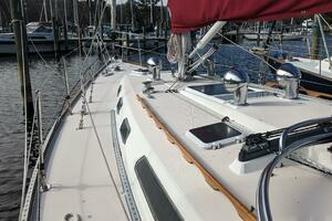 1993 Sabre 38 thumbnail 8