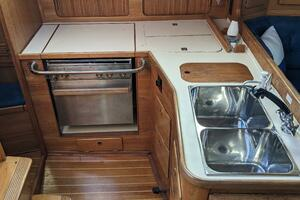 1993 Sabre 38 thumbnail 40
