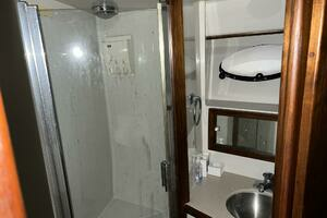 1987 Californian 42 Motor Yacht thumbnail 15