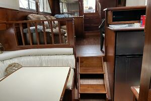 1987 Californian 42 Motor Yacht thumbnail 18