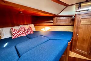 SWAMP FOX 47ft Sabre Yacht For Sale