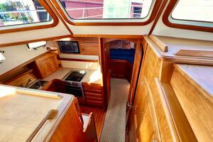 SWAMP FOX 47ft Sabre Yacht For Sale
