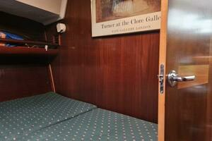 1996 Beneteau 40 CC thumbnail 31