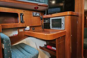 1996 Beneteau 40 CC thumbnail 28
