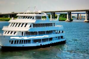  1979 Blount Marine  Yacht For Sale in Perth Amboy NJ