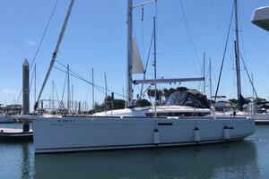 2020 Jeanneau 389 thumbnail 1