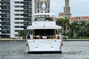 CIPANGO 92ft Versilcraft Yacht For Sale
